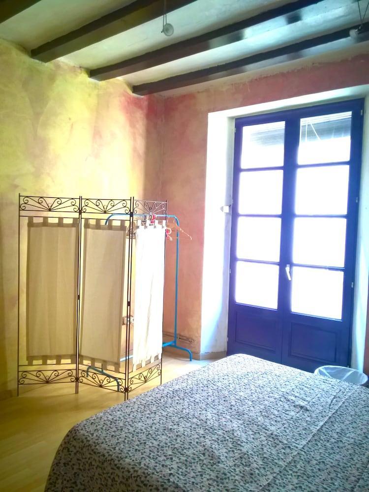 La Lleona Apartment Girona Eksteriør billede